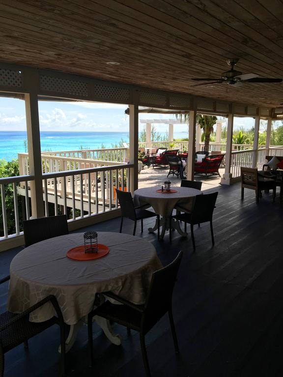 Hotel A Stone'S Throw Away Nassau Esterno foto